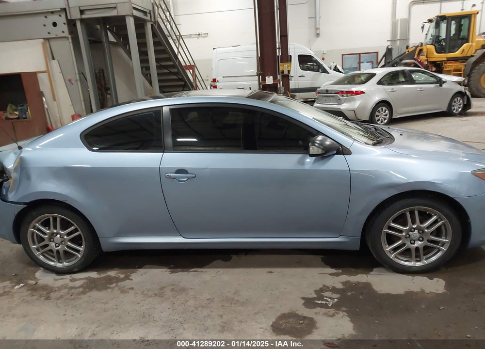 2008 SCION TC VIN: JTKDE167580257561