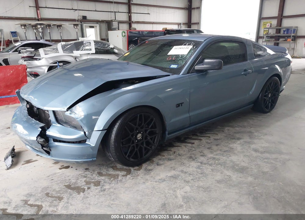 2005 FORD MUSTANG GT DELUXE/GT PREMIUM VIN: 1ZVHT82H755147208