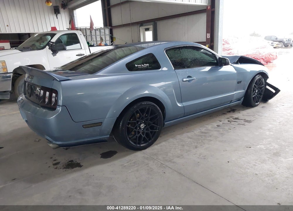 2005 FORD MUSTANG GT DELUXE/GT PREMIUM VIN: 1ZVHT82H755147208
