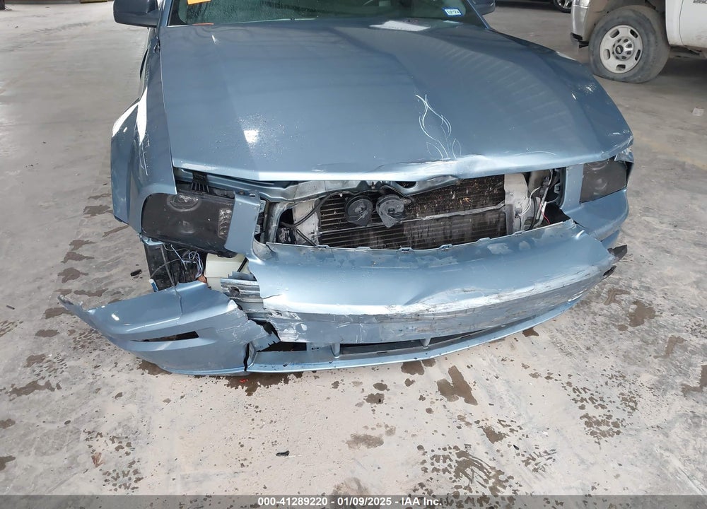 2005 FORD MUSTANG GT DELUXE/GT PREMIUM VIN: 1ZVHT82H755147208