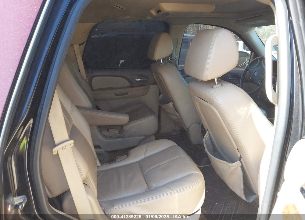 2008 GMC YUKON SLT VIN: 1GKFC13058J190018