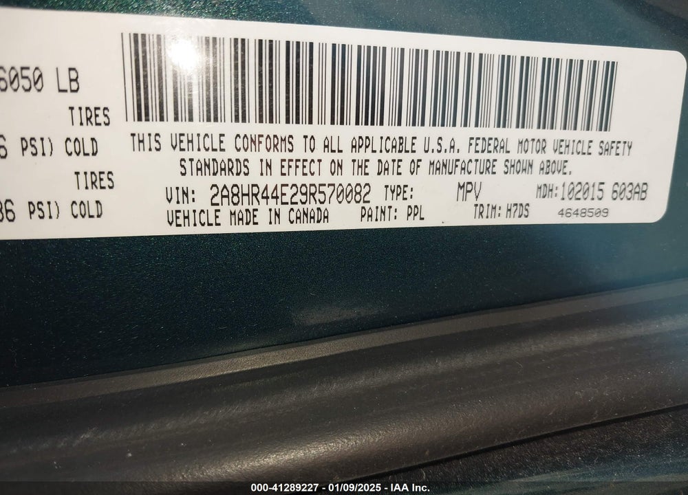 2009 CHRYSLER TOWN & COUNTRY LX VIN: 2A8HR44E29R570082