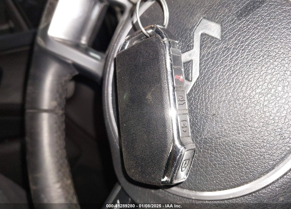 2023 KIA SPORTAGE PLUG-IN HYBRID X-LINE VIN: KNDPYDAH2P7060740