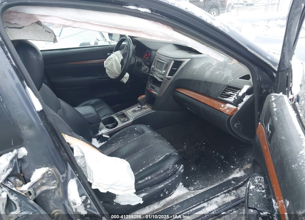 2014 SUBARU OUTBACK 2.5I LIMITED VIN: 4S4BRCLC0E3305456