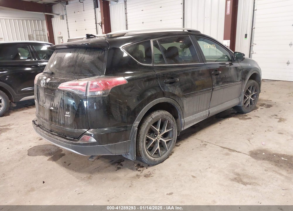 2017 TOYOTA RAV4 SE VIN: 2T3JFREVXHW605758