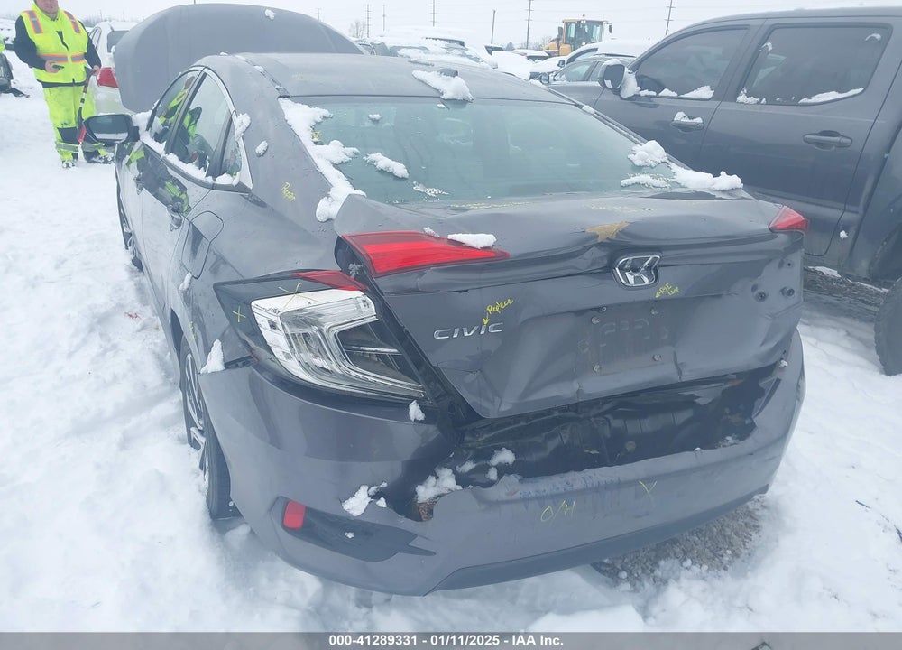 2018 HONDA CIVIC EX VIN: 19XFC2F74JE002523