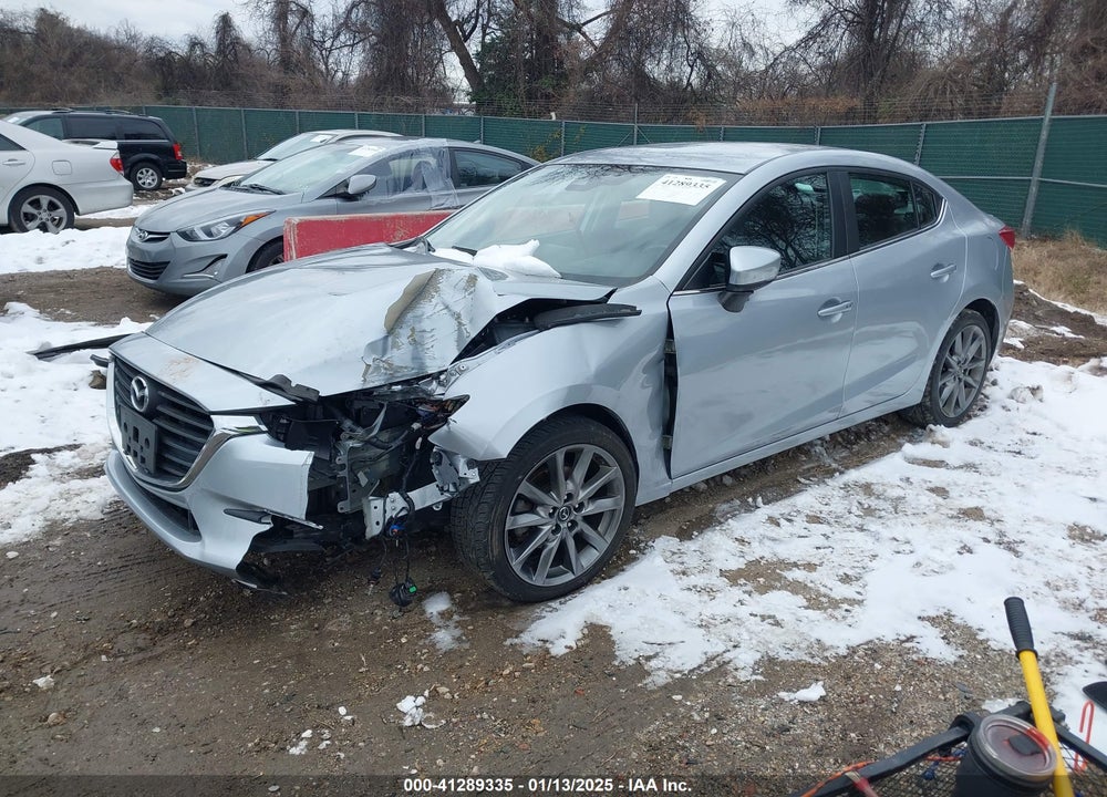2018 MAZDA 3 TOURING VIN: 3MZBN1V3XJM207588
