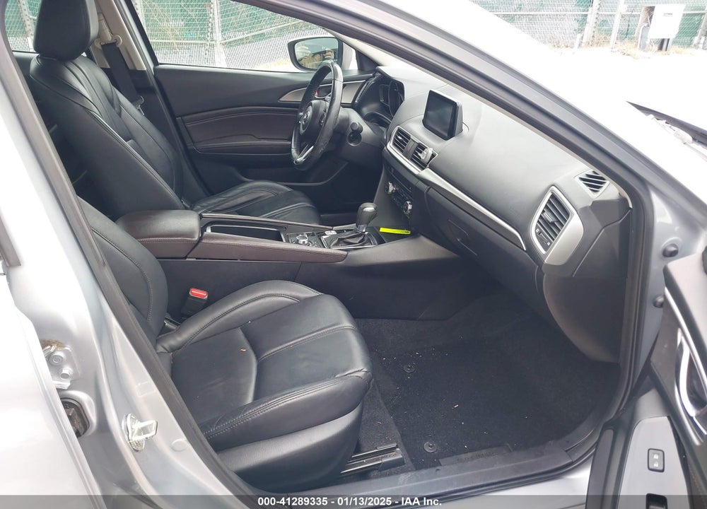 2018 MAZDA 3 TOURING VIN: 3MZBN1V3XJM207588