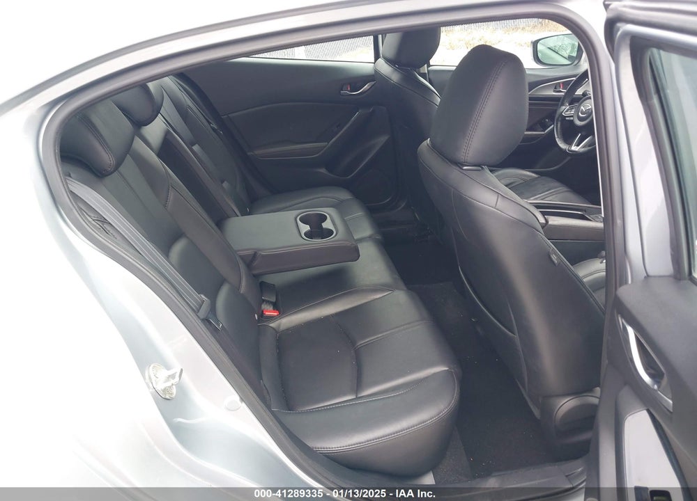 2018 MAZDA 3 TOURING VIN: 3MZBN1V3XJM207588