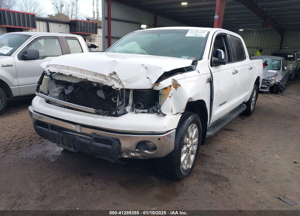 2013 TOYOTA TUNDRA PLATINUM 5.7L V8 VIN: 5TFHY5F13DX274086