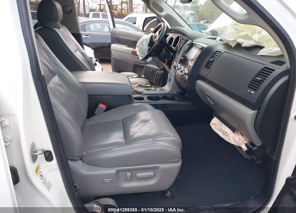 2013 TOYOTA TUNDRA PLATINUM 5.7L V8 VIN: 5TFHY5F13DX274086