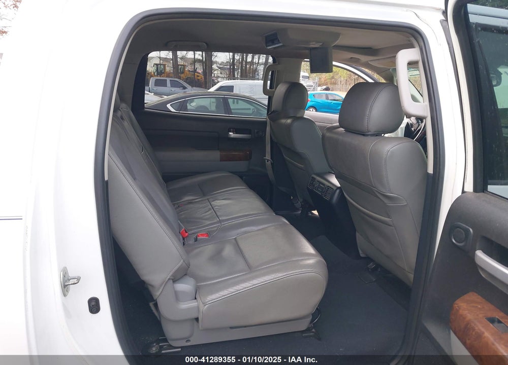 2013 TOYOTA TUNDRA PLATINUM 5.7L V8 VIN: 5TFHY5F13DX274086
