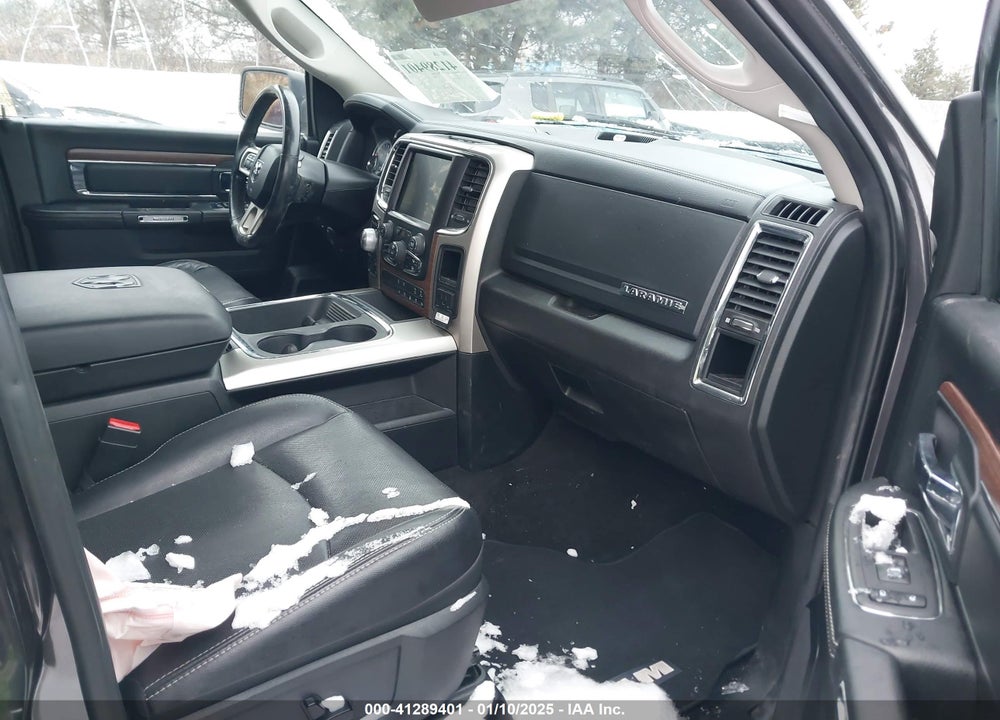 2017 RAM 1500 VIN: 1C6RR7NM2HS754400