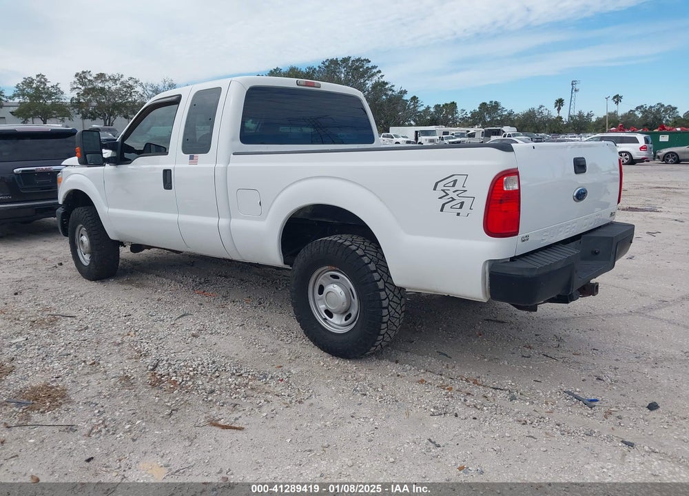 2011 FORD F-250 XL VIN: 1FT7X2B64BEC58583