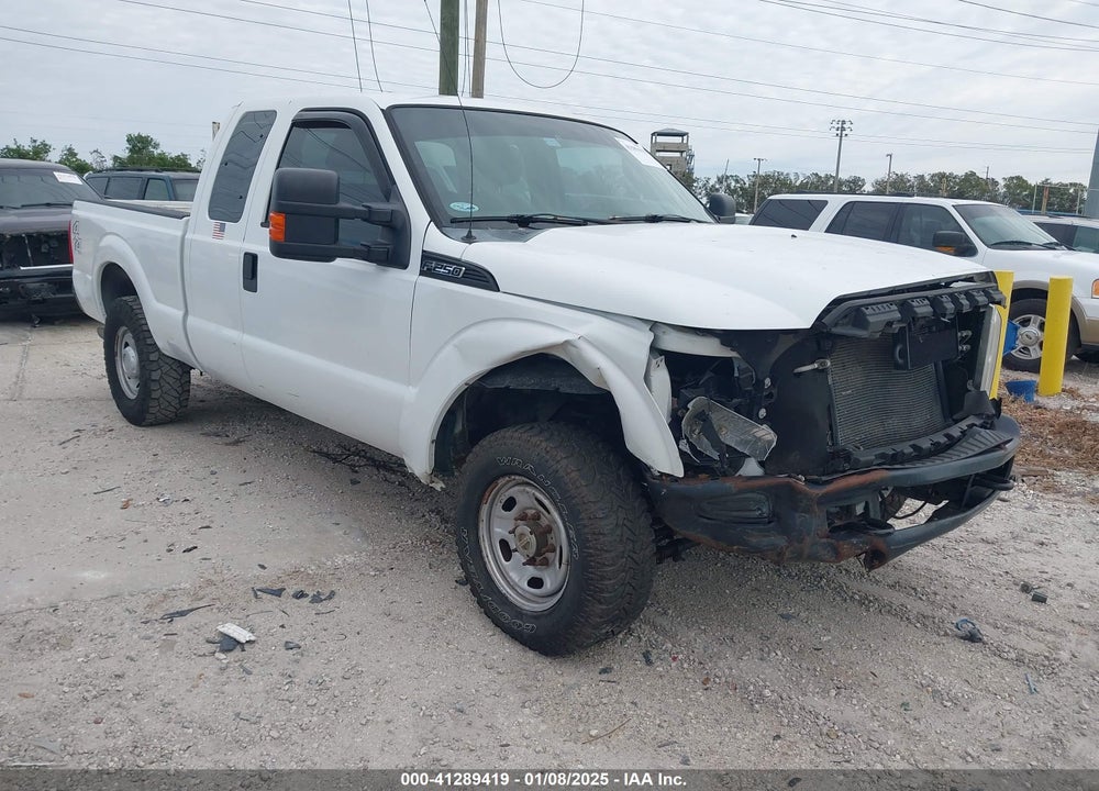2011 FORD F-250 XL VIN: 1FT7X2B64BEC58583