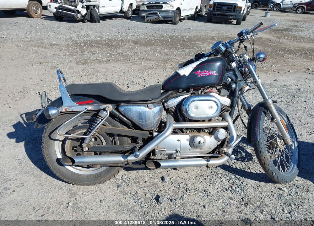2001 HARLEY-DAVIDSON XL1200 C VIN: 1HD1CGP151K151830