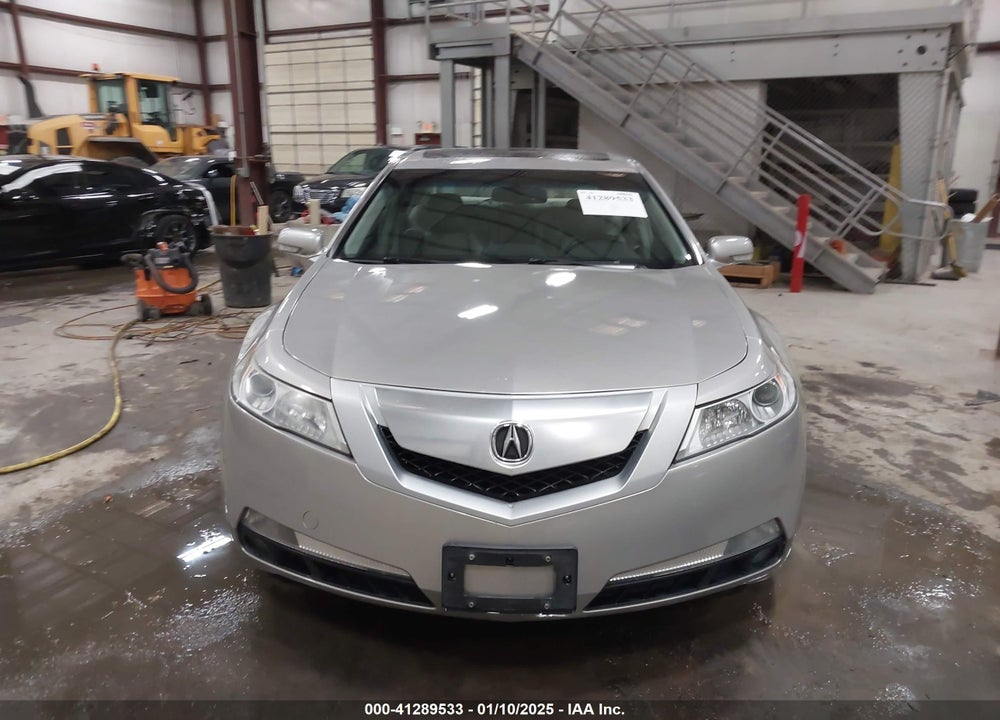 2010 ACURA TL 3.5 VIN: 19UUA8F28AA027417
