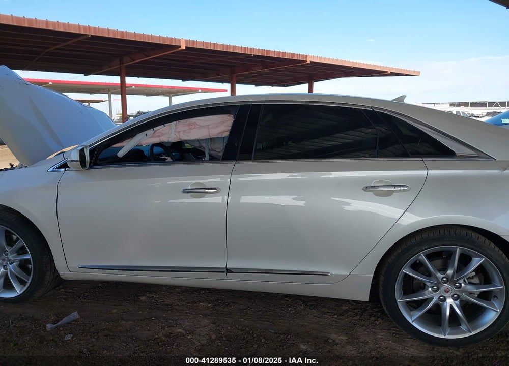 2014 CADILLAC XTS VIN: 2G61V5S82E9147121