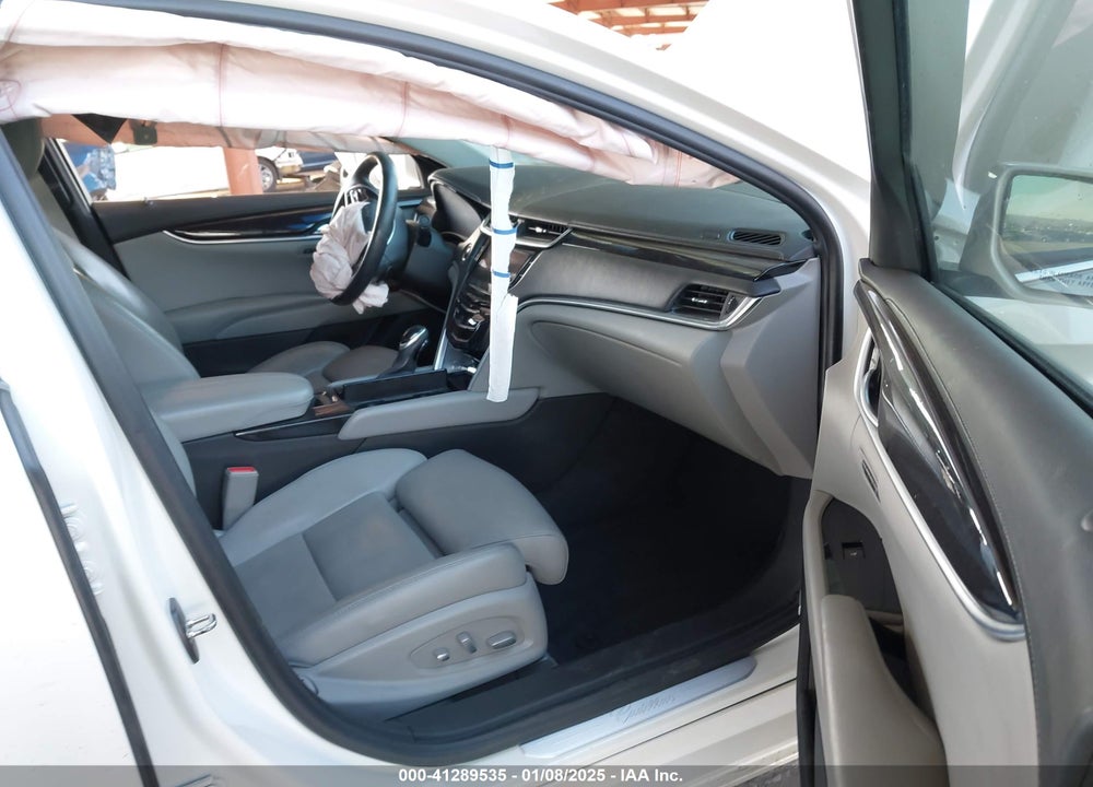 2014 CADILLAC XTS VIN: 2G61V5S82E9147121