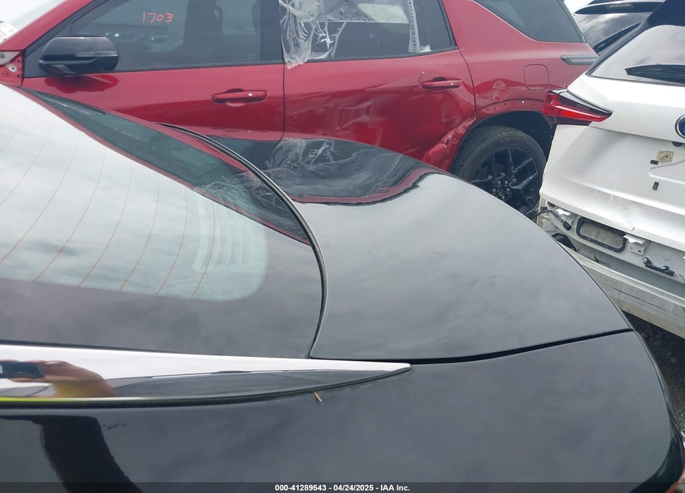 2018 KIA OPTIMA EX VIN: 5XXGU4L34JG247151