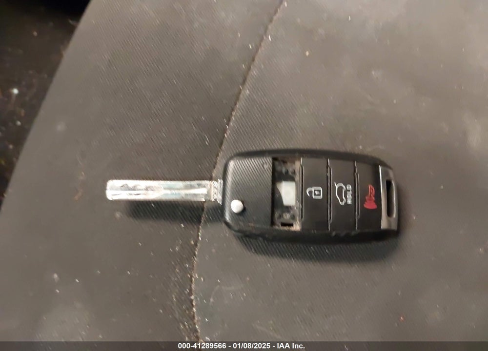 2016 KIA SOUL VIN: KNDJN2A22G7274772
