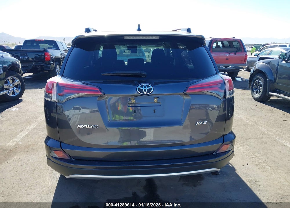 2016 TOYOTA RAV4 XLE VIN: 2T3WFREV3GW241865
