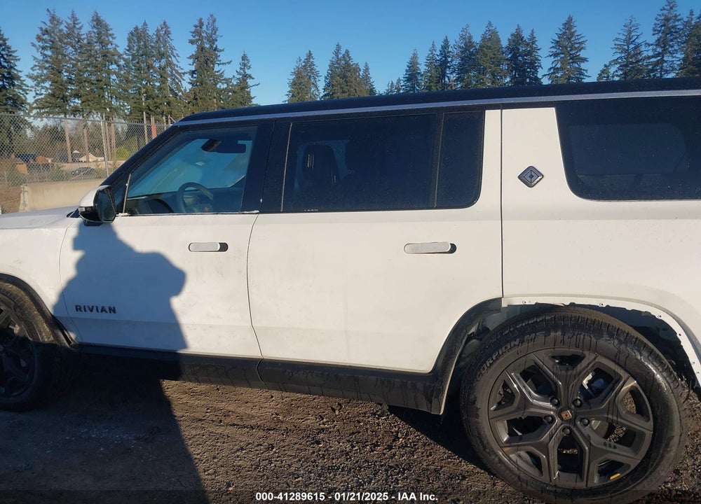 2025 RIVIAN R1S ADVENTURE DUAL MOTOR LARGE PACK/ADVENTURE DUAL MOTOR MAX PACK VIN: 7PDSGBBA3SN052257