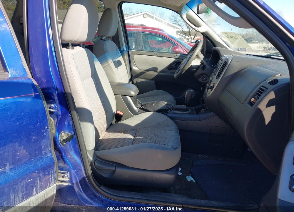 2005 FORD ESCAPE XLT VIN: 1FMCU03105KA57618