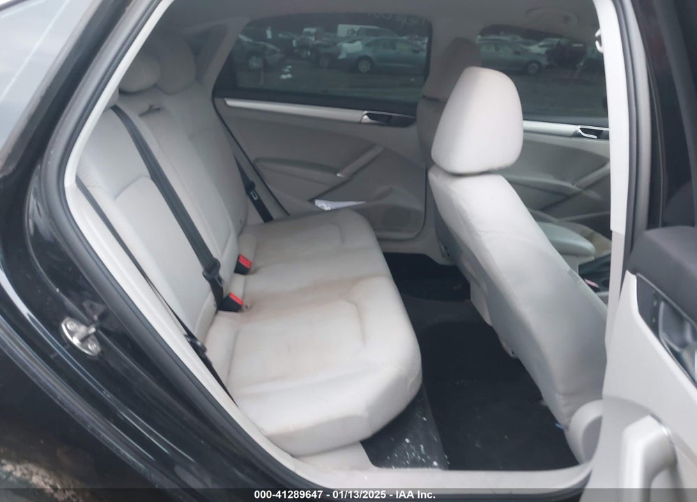 2017 VOLKSWAGEN PASSAT 1.8T S VIN: 1VWAT7A33HC026502