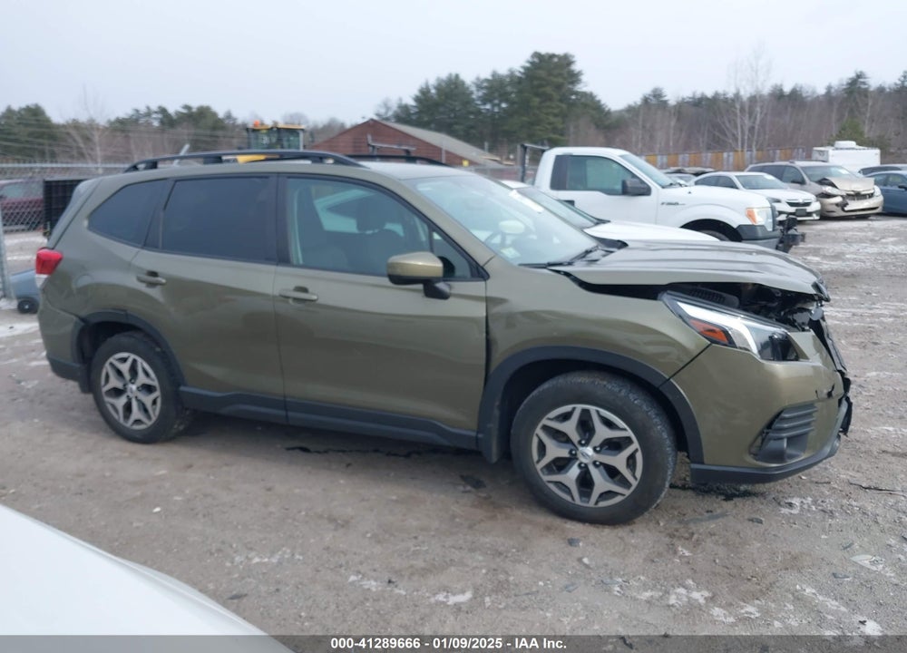 2022 SUBARU FORESTER VIN: JF2SKAEC0NH432982