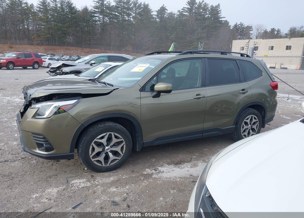 2022 SUBARU FORESTER VIN: JF2SKAEC0NH432982