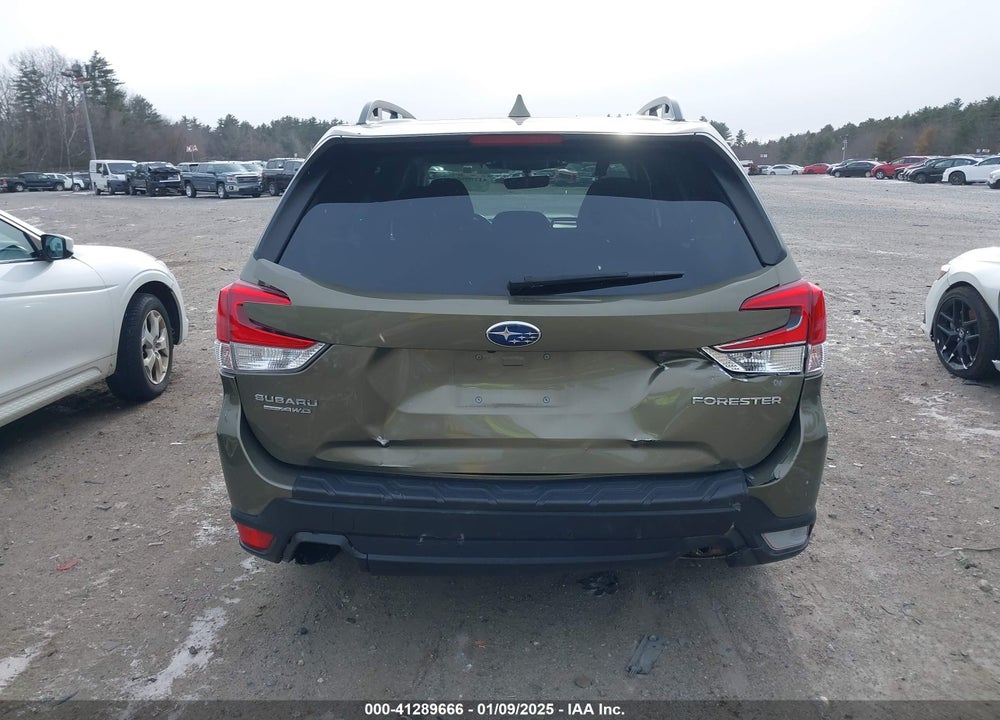 2022 SUBARU FORESTER VIN: JF2SKAEC0NH432982