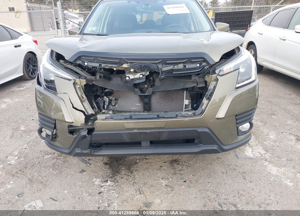 2022 SUBARU FORESTER VIN: JF2SKAEC0NH432982