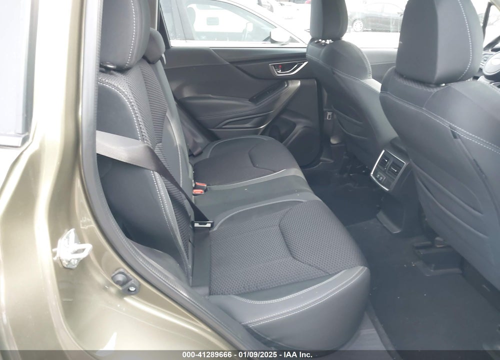 2022 SUBARU FORESTER VIN: JF2SKAEC0NH432982