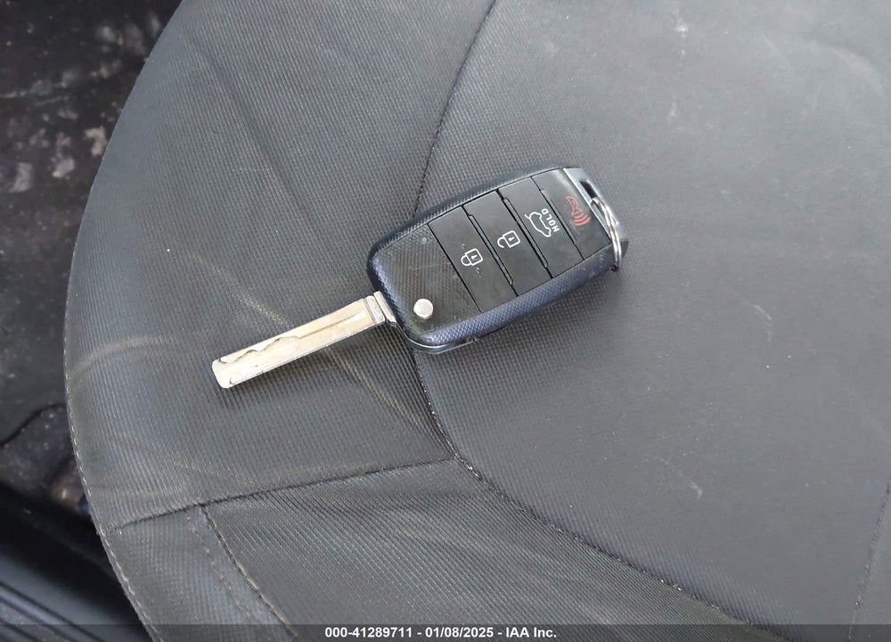 2014 KIA SOUL VIN: KNDJN2A25E7015822
