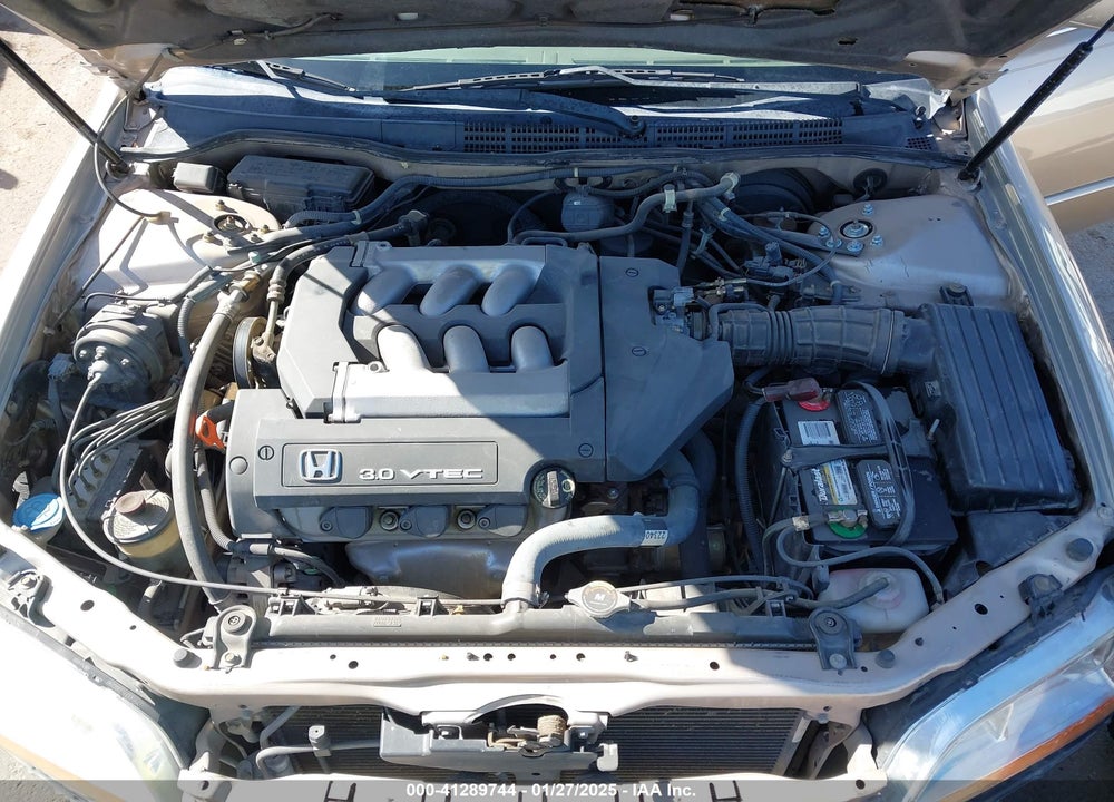 2002 HONDA ACCORD 3.0 LX VIN: 1HGCG16492A069549