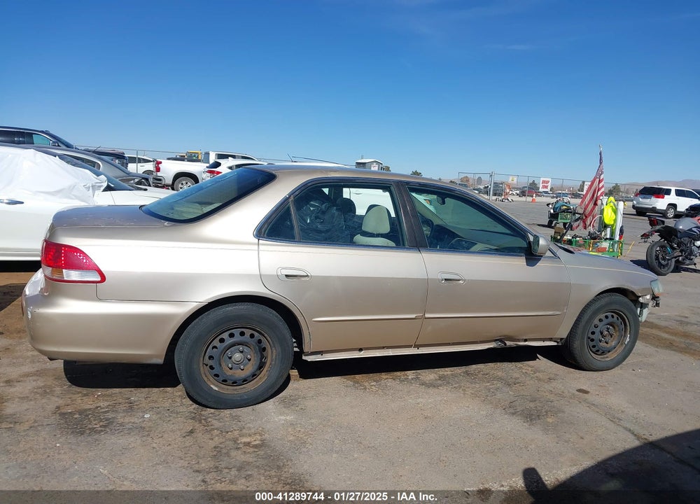 2002 HONDA ACCORD 3.0 LX VIN: 1HGCG16492A069549