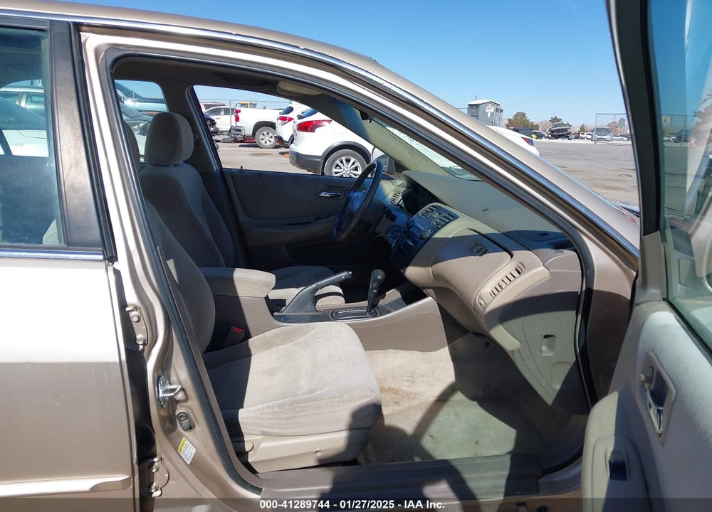 2002 HONDA ACCORD 3.0 LX VIN: 1HGCG16492A069549