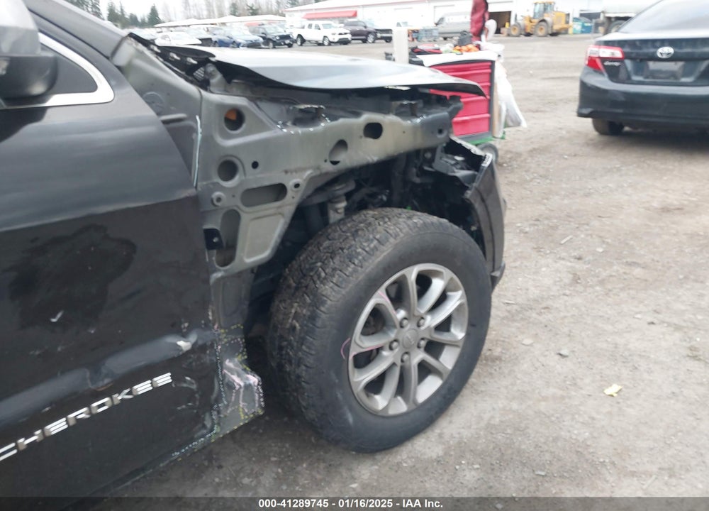 2016 JEEP GRAND CHEROKEE LIMITED VIN: 1C4RJEBG7GC307525