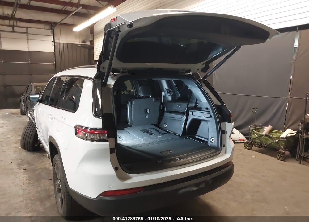 2024 JEEP GRAND CHEROKEE L LIMITED 4X4 VIN: 1C4RJKBG0R8515797