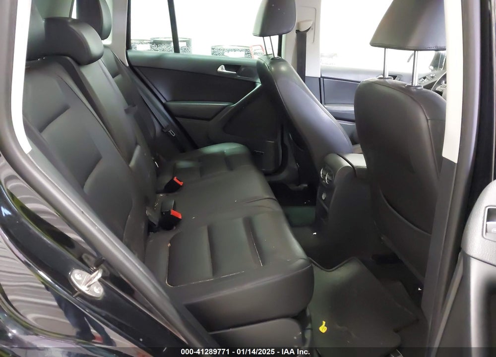 2014 VOLKSWAGEN TIGUAN SEL VIN: WVGBV3AX6EW551699