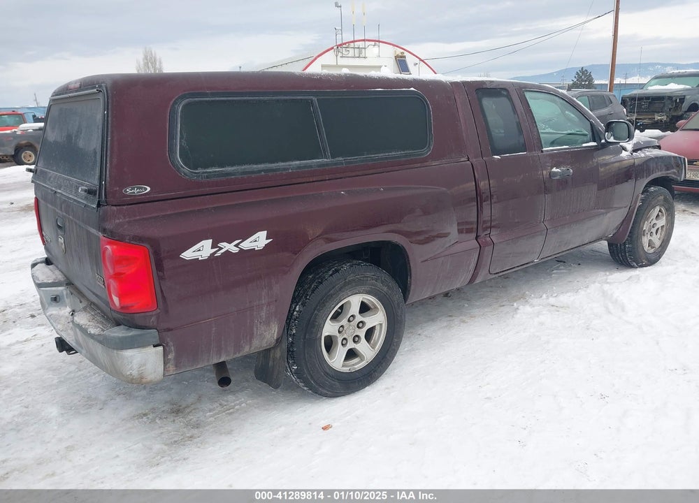 2005 DODGE DAKOTA VIN: 1D7HW42N65S305733