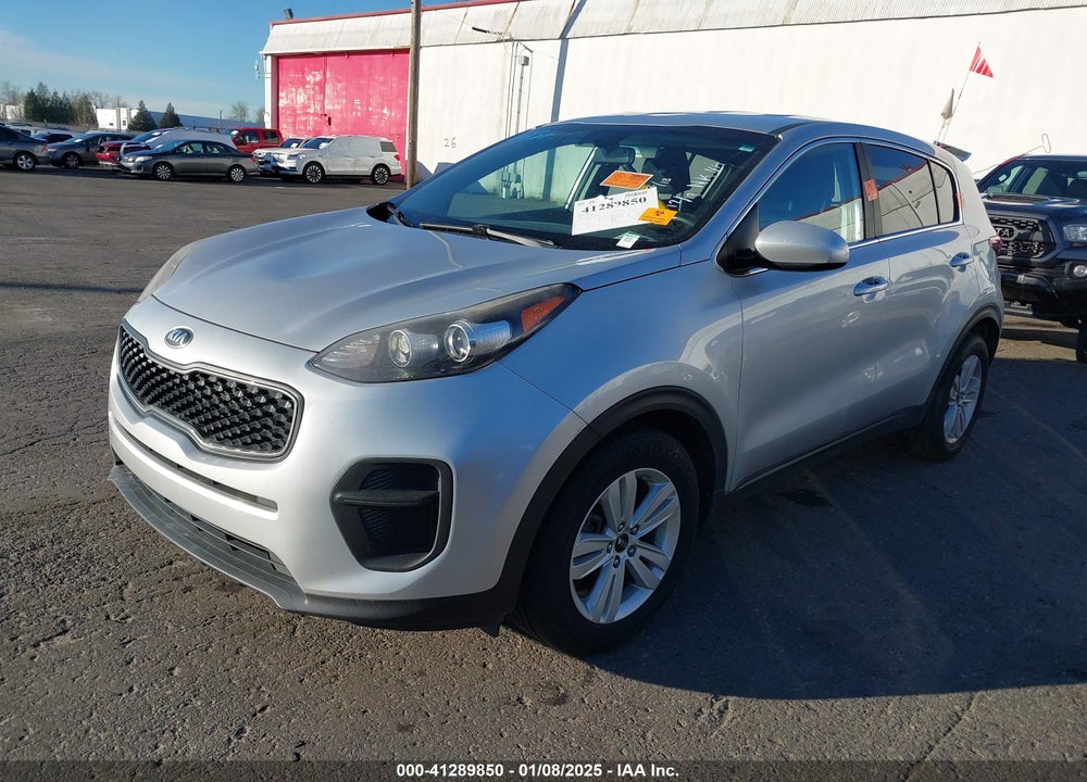 2018 KIA SPORTAGE LX VIN: KNDPM3AC5J7451690