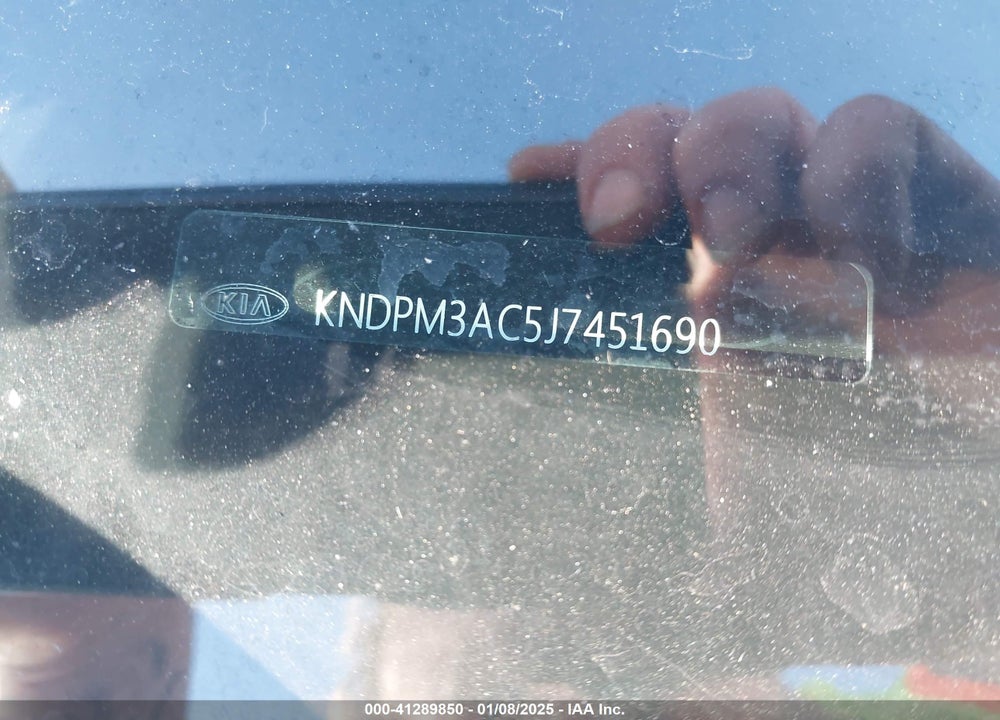 2018 KIA SPORTAGE LX VIN: KNDPM3AC5J7451690