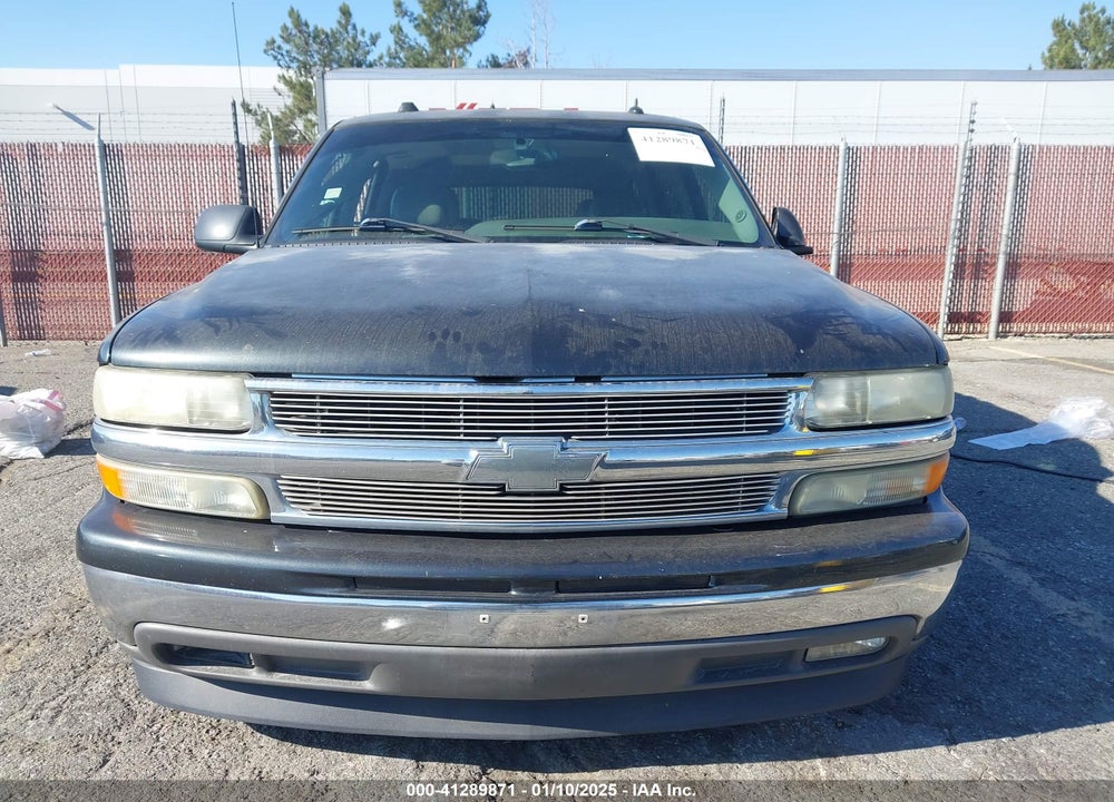 2005 CHEVROLET TAHOE LT VIN: 1GNEC13TX5R269982