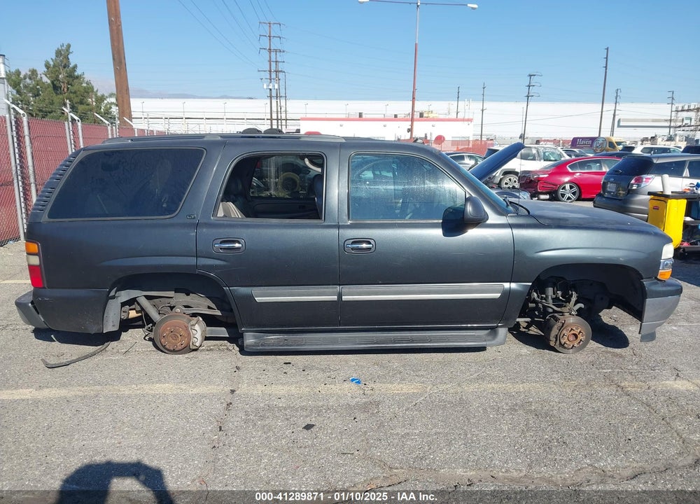 2005 CHEVROLET TAHOE LT VIN: 1GNEC13TX5R269982