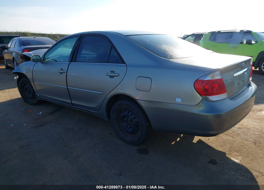 2005 TOYOTA CAMRY LE VIN: 4T1BE32K95U621212