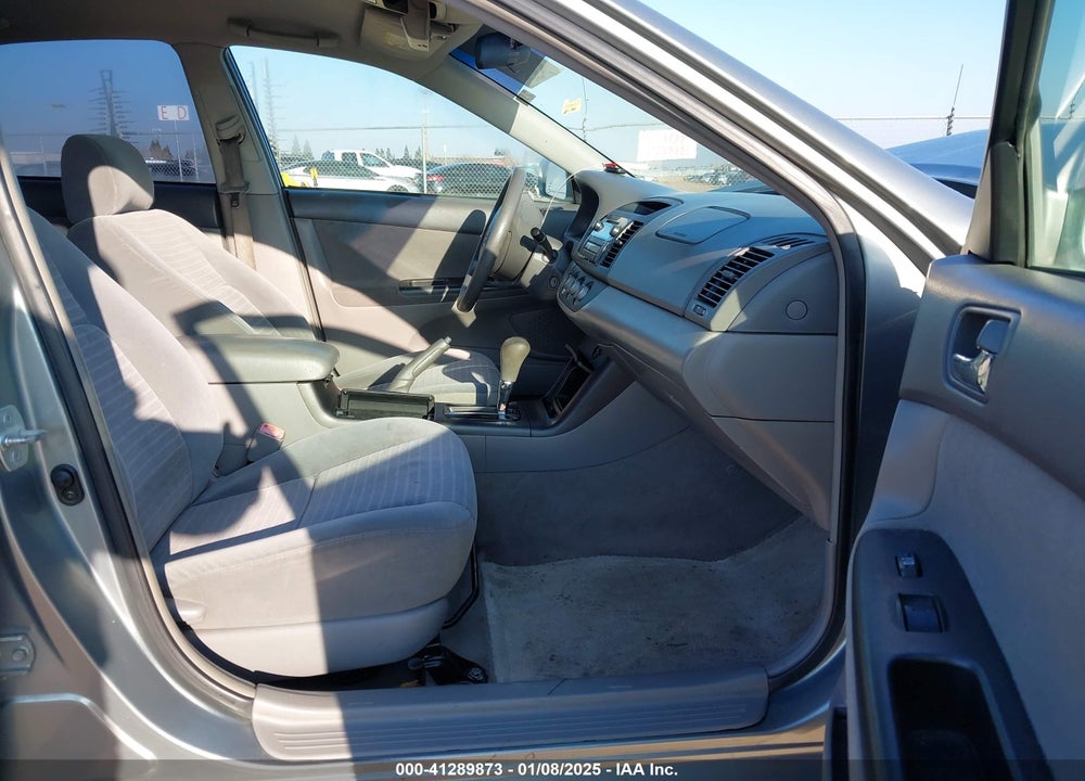 2005 TOYOTA CAMRY LE VIN: 4T1BE32K95U621212