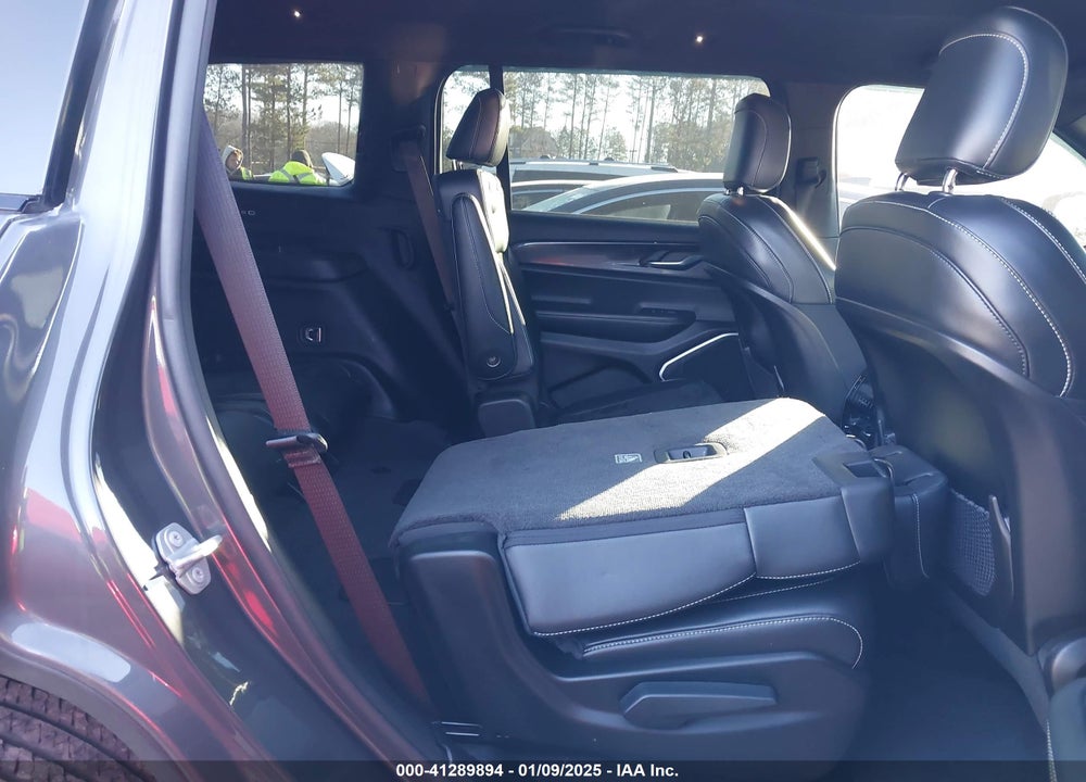 2021 JEEP GRAND CHEROKEE L ALTITUDE 4X2 VIN: 1C4RJJAG2M8203629