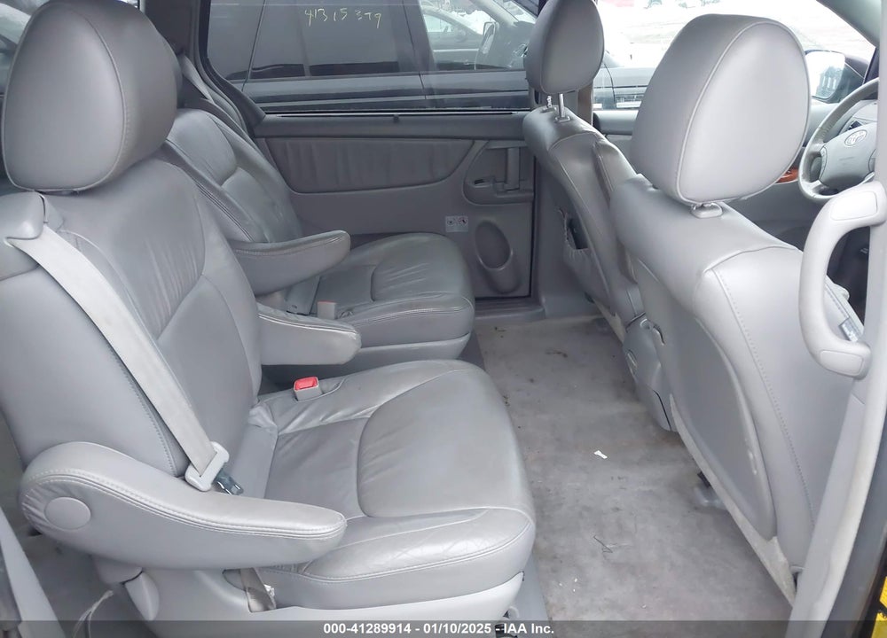 2009 TOYOTA SIENNA XLE VIN: 5TDZK22C59S269013
